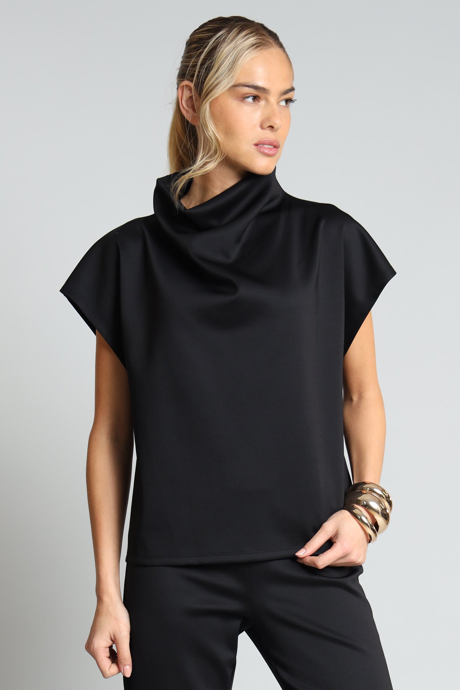 Scuba Cowlneck Top