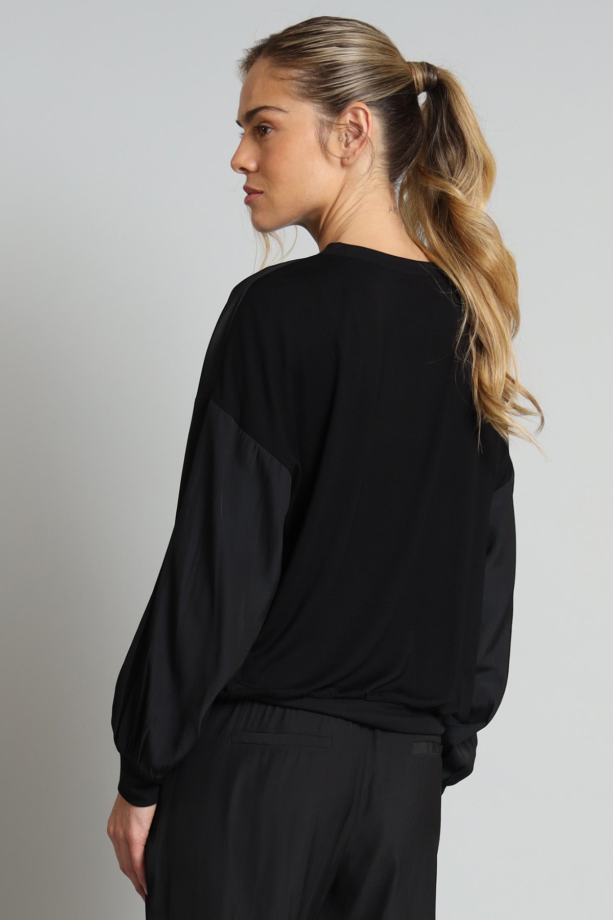 D Satin Sweatshirt