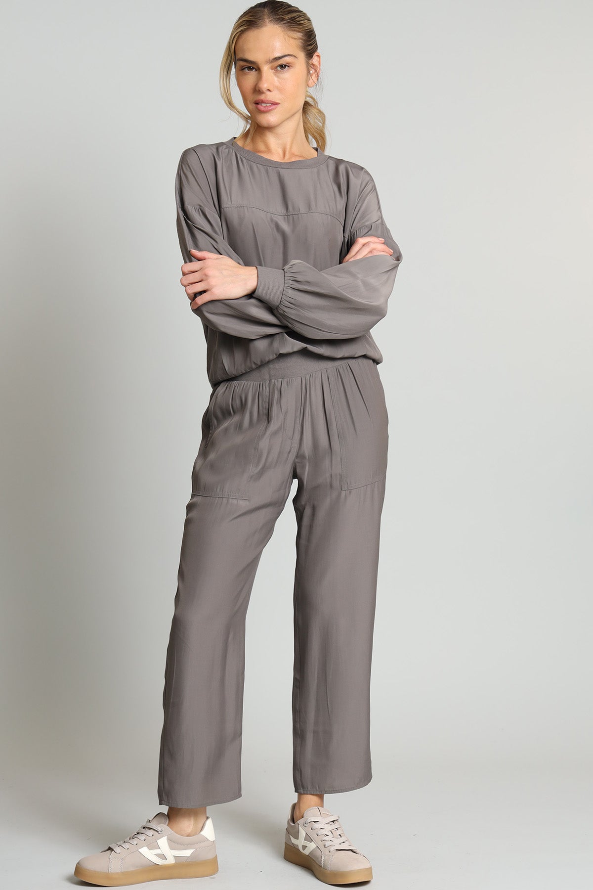 D Satin Sweatshirt