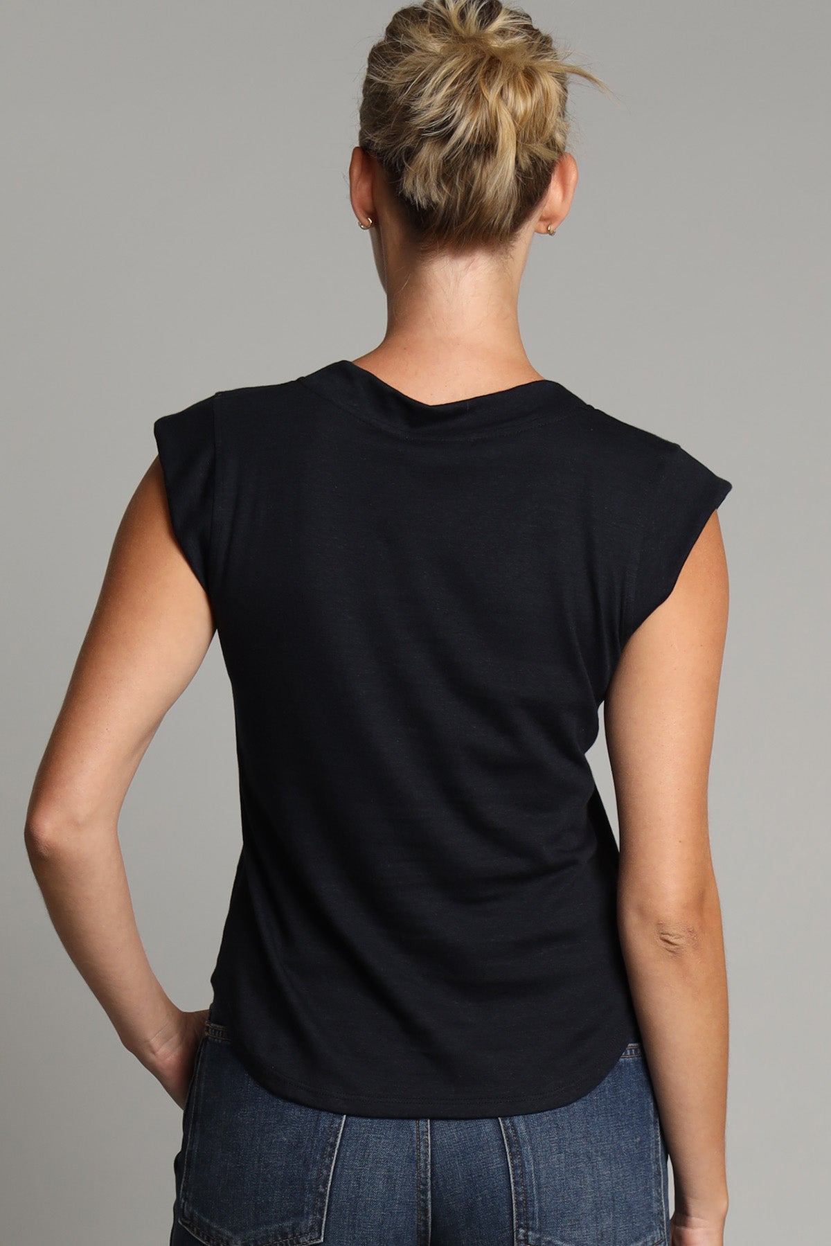 Slub Cotton V-nk Tee