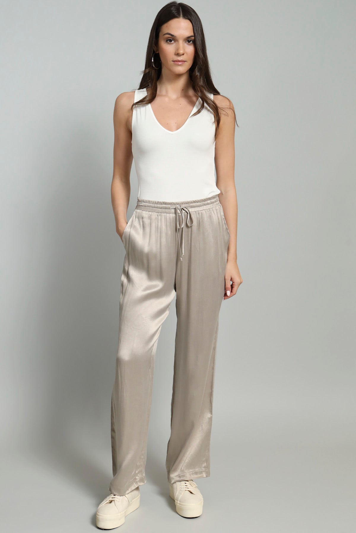 Textured Satin Draw String Pant