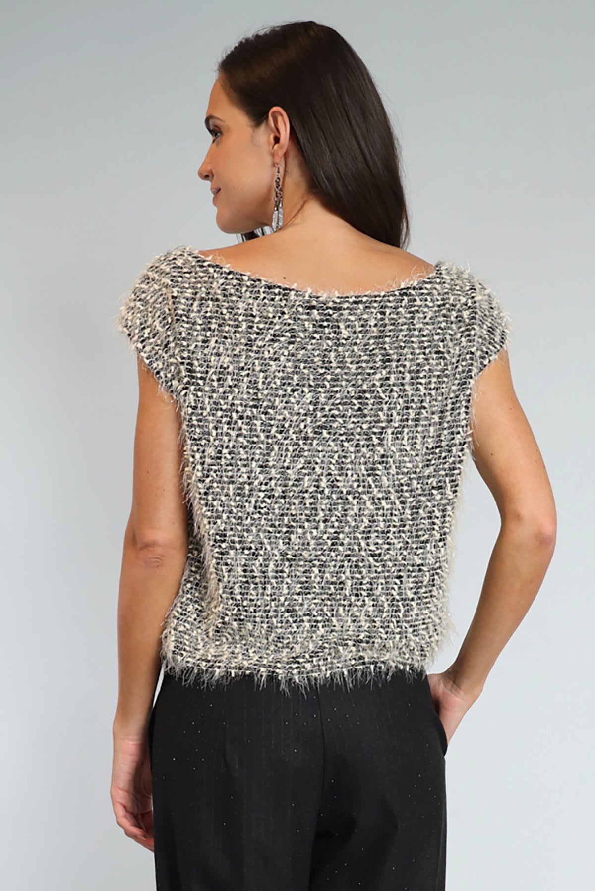 Eyelash Bubble Hem Top