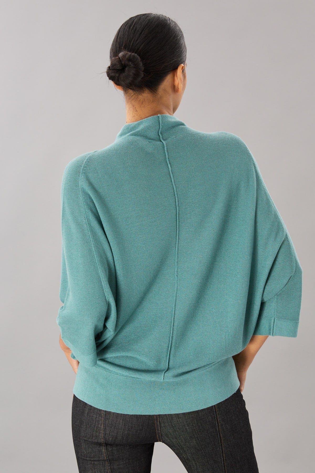 Three-quarter Raglan Batwing Sweater