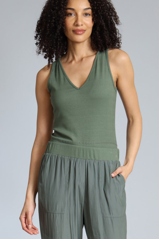 Wide Hem Rib Tank