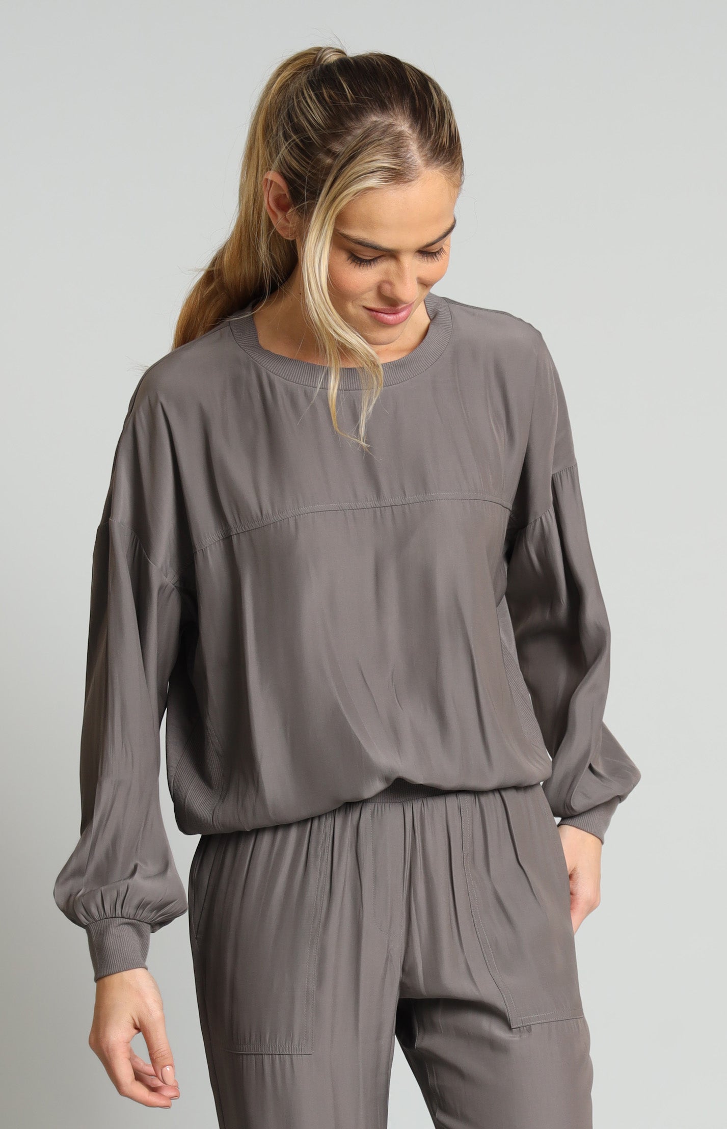 D Satin Sweatshirt