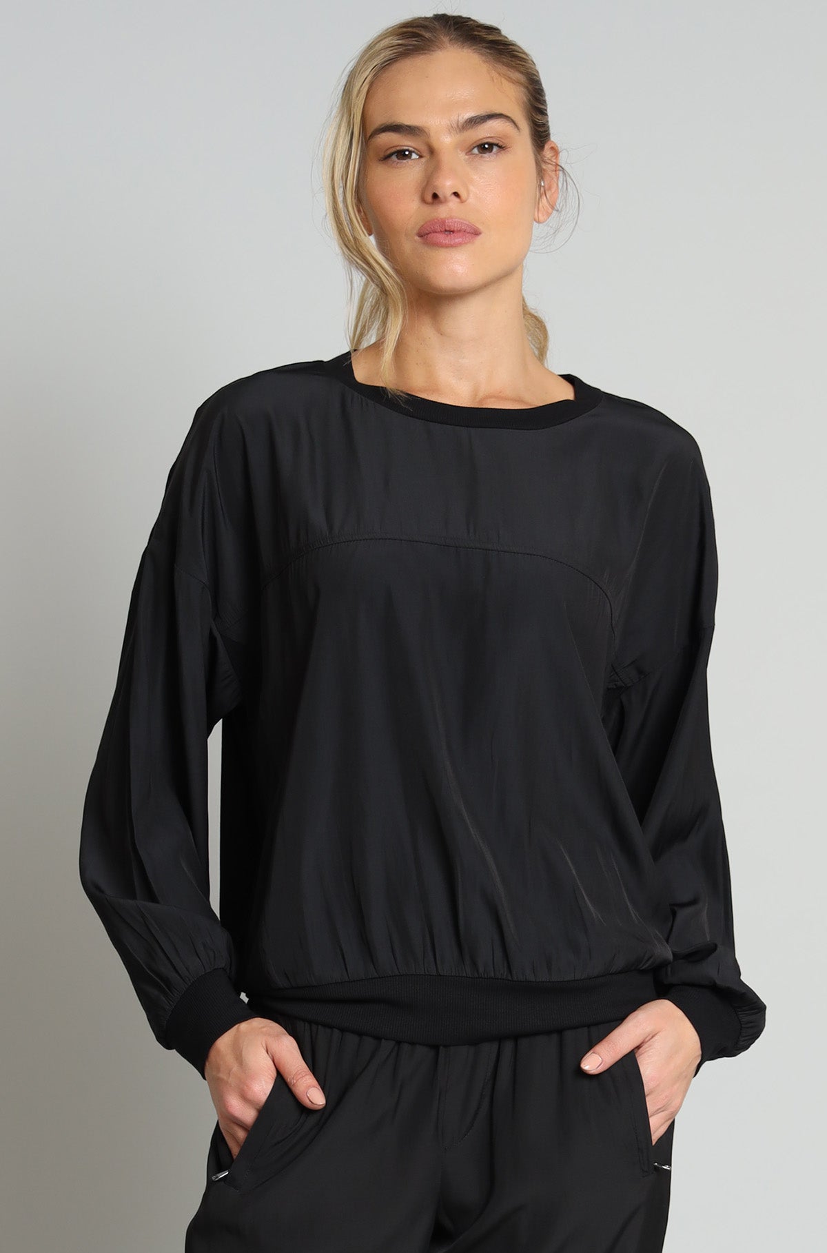 D Satin Sweatshirt