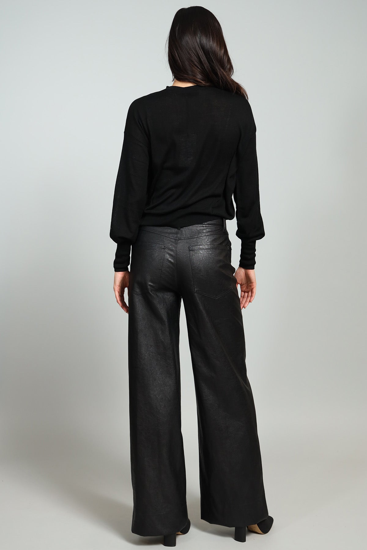 Erin Keyhole Sweater